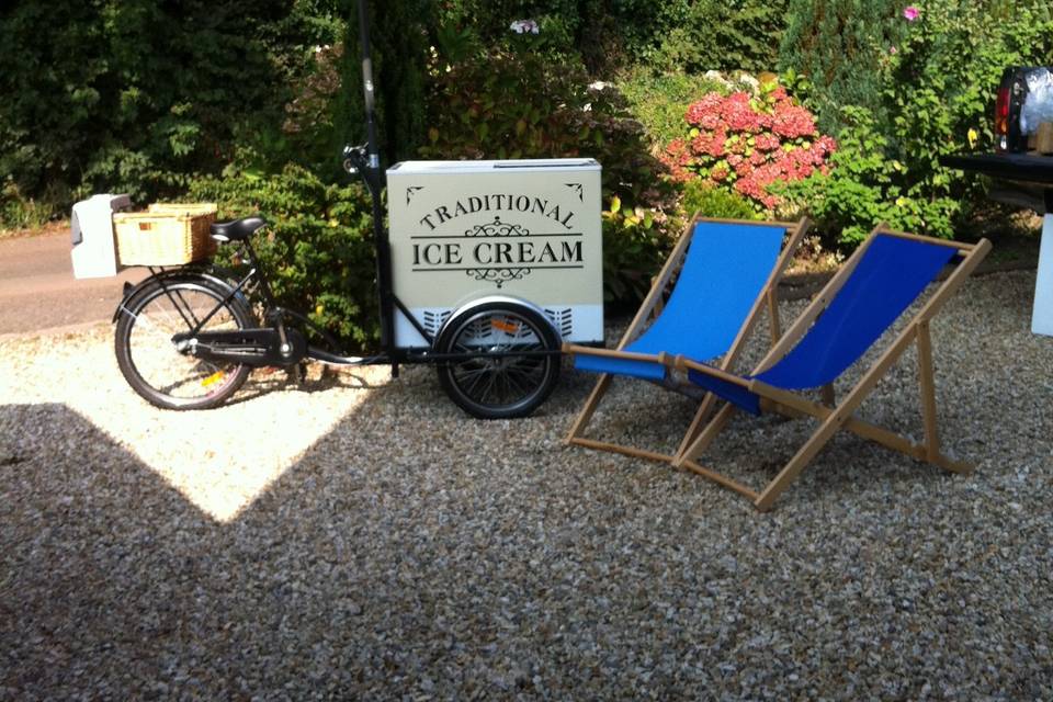 Chill out in a deck chair!