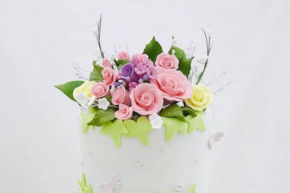 Fondant wedding cake