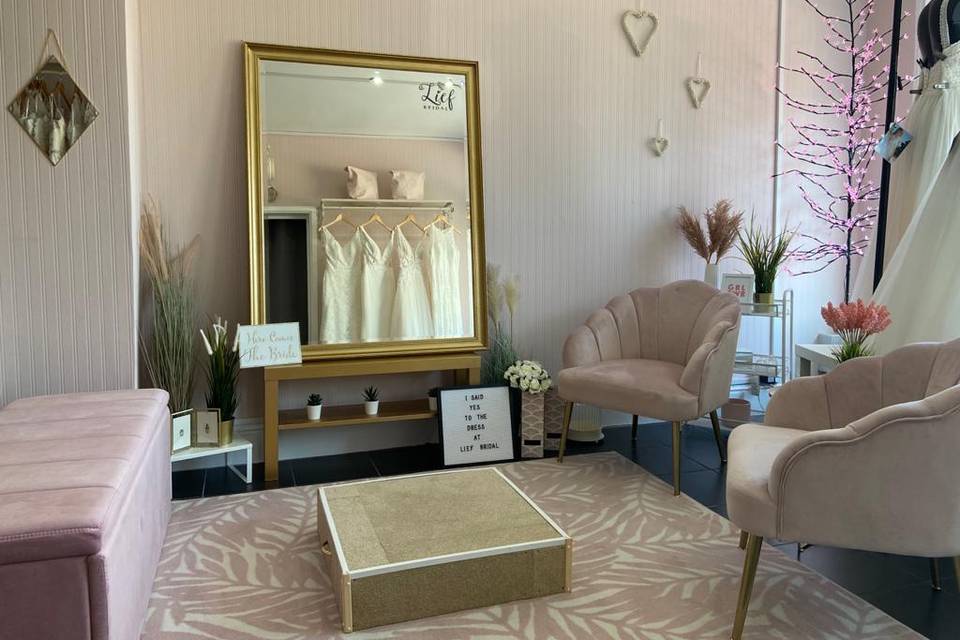 Blush Bridal Suite