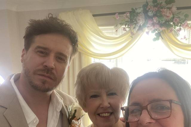 Maxi Elliott Celebrant