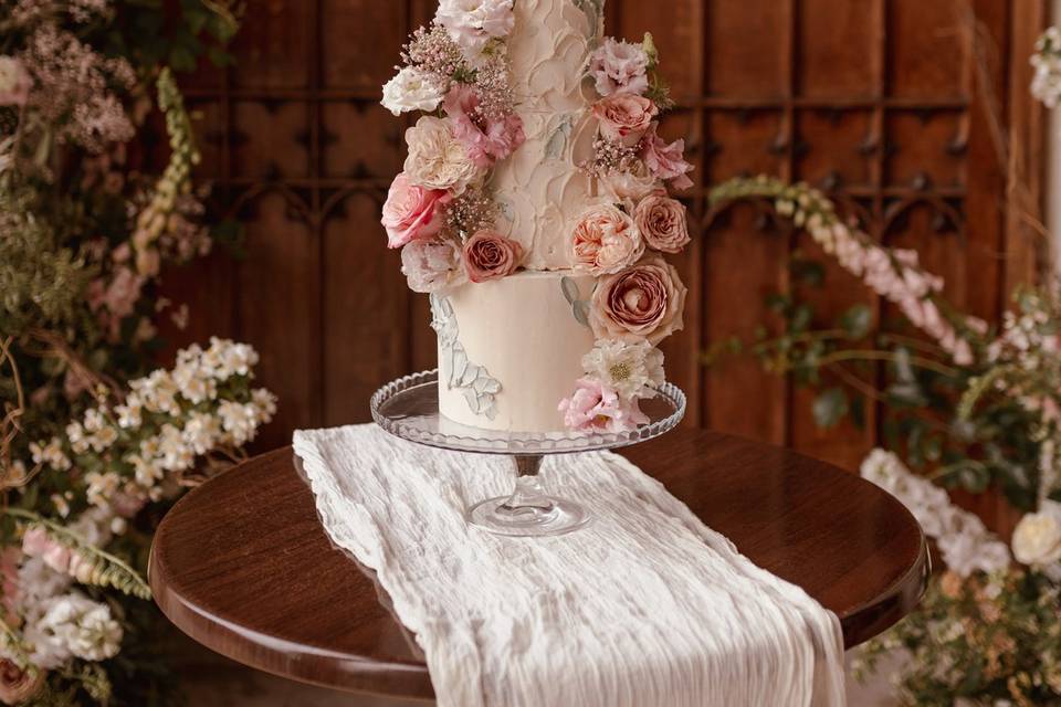 Textured wedding cake