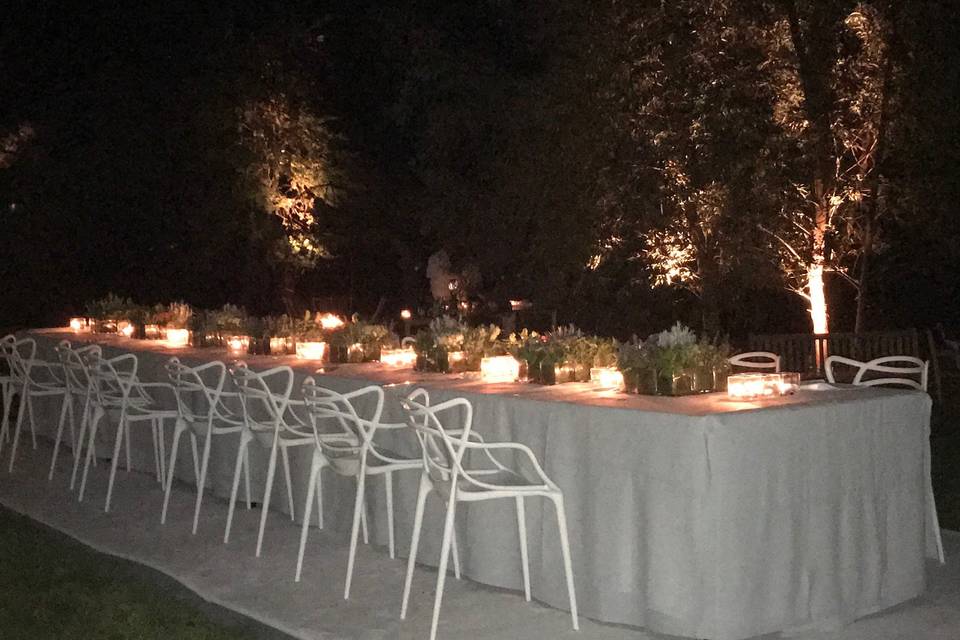 Alfresco wedding reception