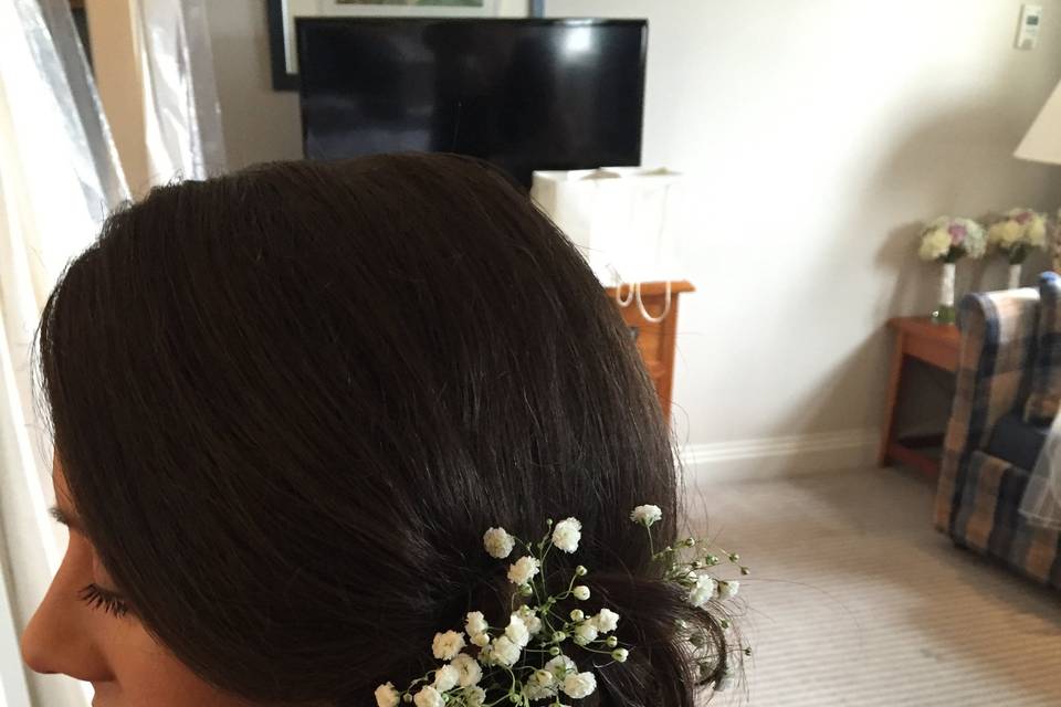 Babys breath flowers in hair