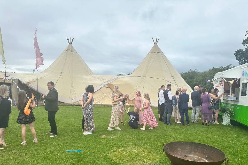 Wedding tipis