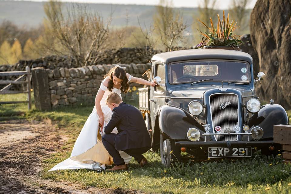 Candid bride & groom