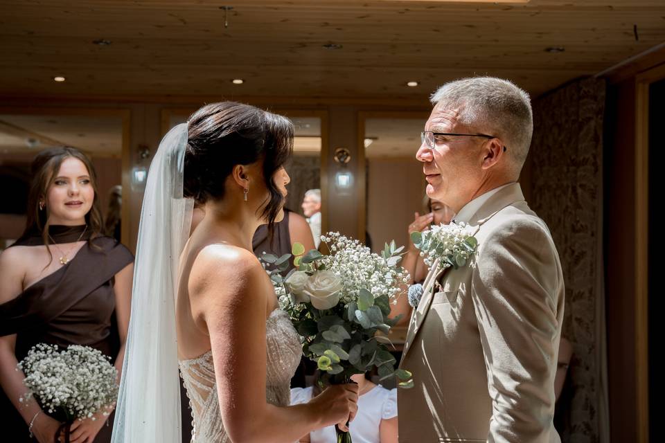 Dress reveal with dad