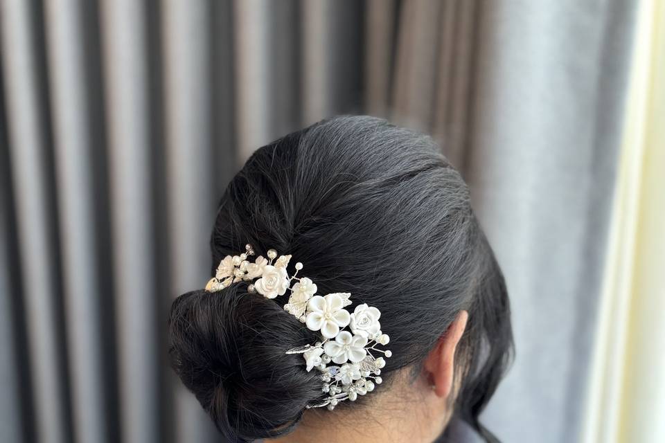 Maid of honour low bun