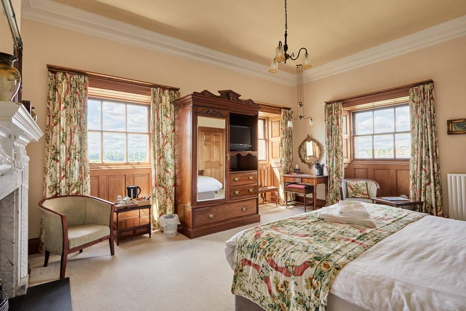 Principal River View Bedroom