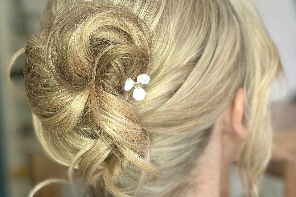 Pammy updo