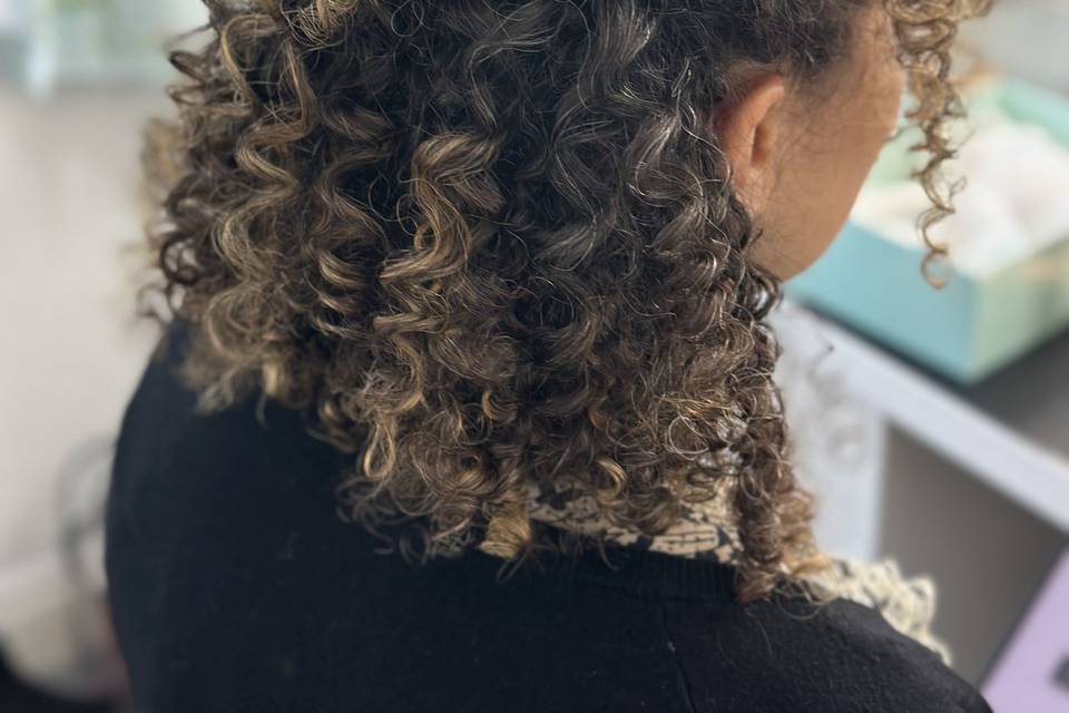 Curly hair