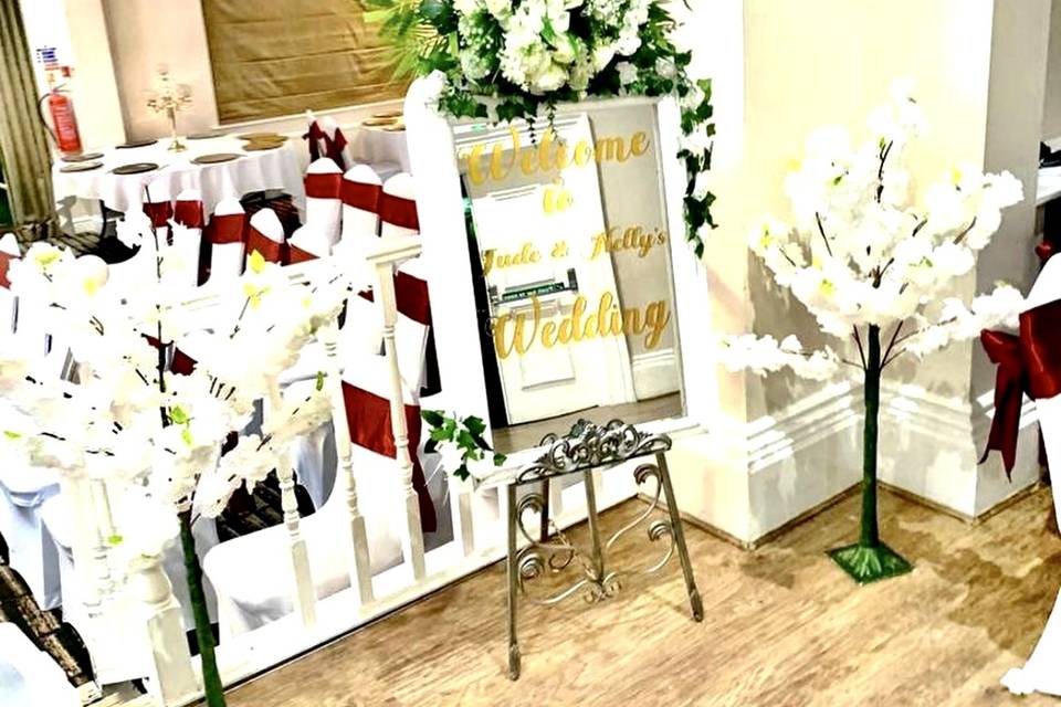 Wedding easel, perfect for signage