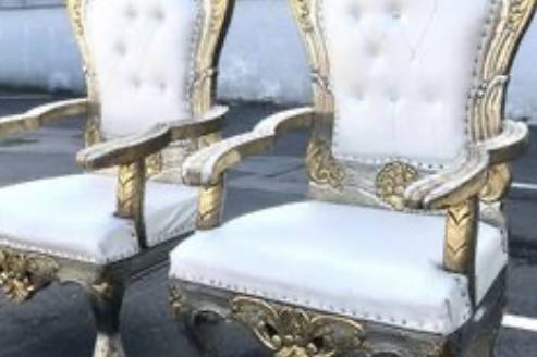 Throne chairs