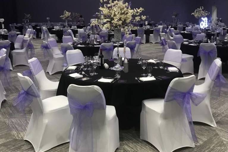 Chair covers sashes & centrepi