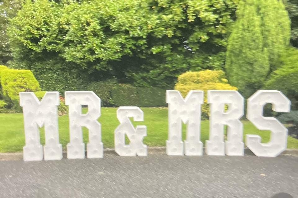 Mr & Mrs letters