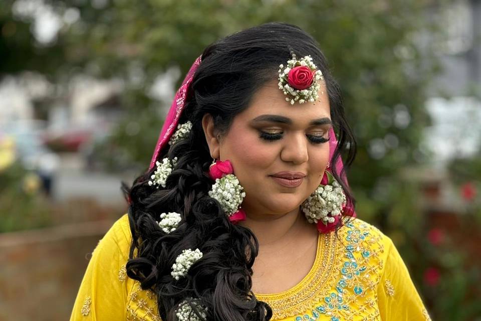 Traditional Mehndi braid