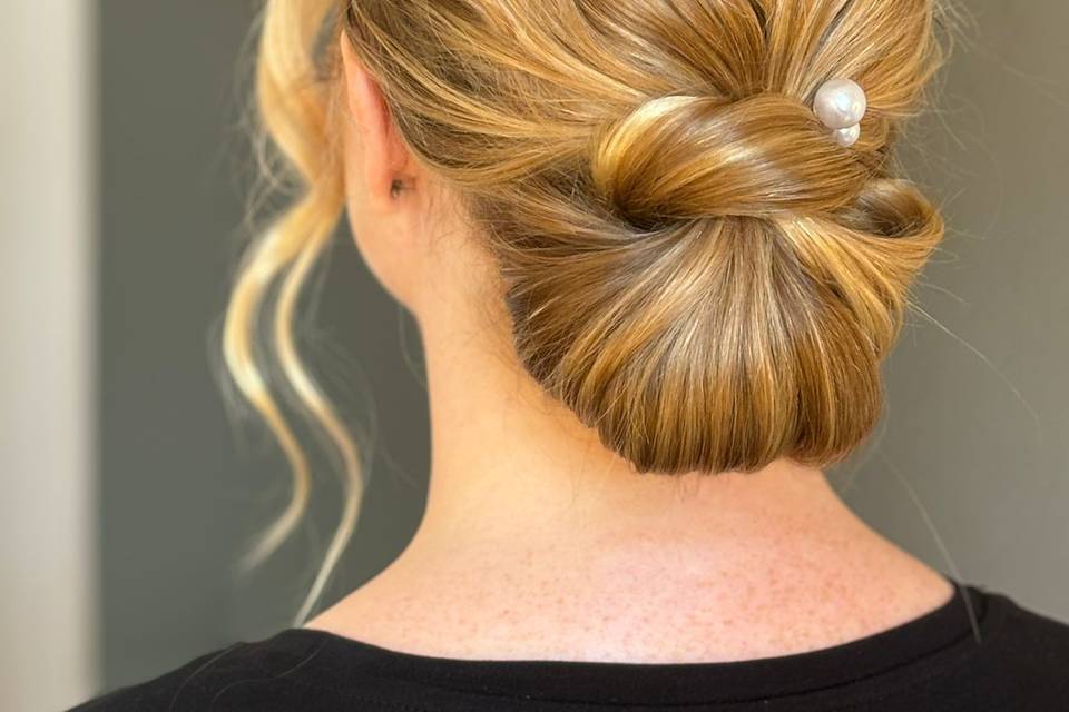 Textured chignon