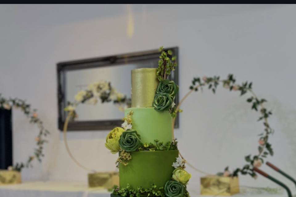 4 tier