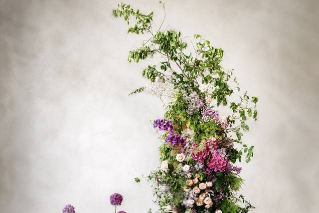 Bringing a bespoke floral inst