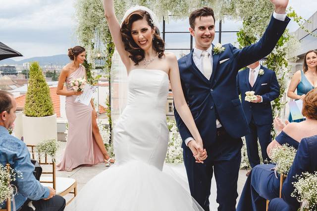 Just Married Moments