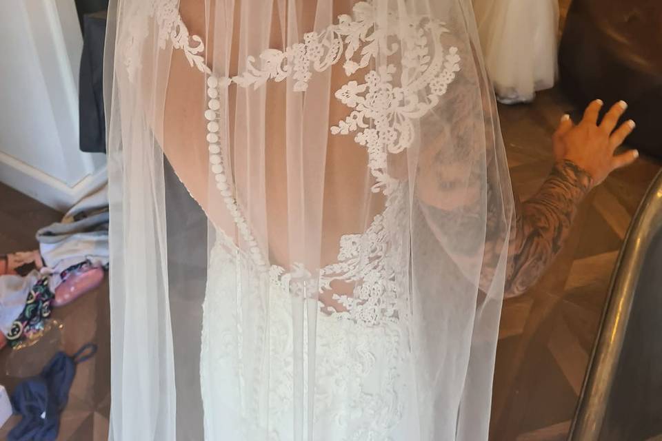 Veil queen
