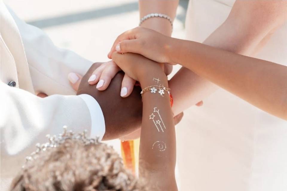 Hand fasting