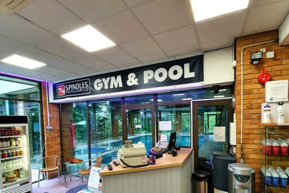 Gym & Pool