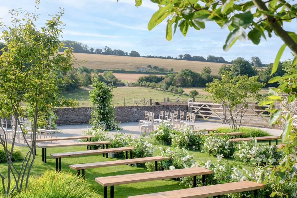 Farbridge || Outdoor Ceremony