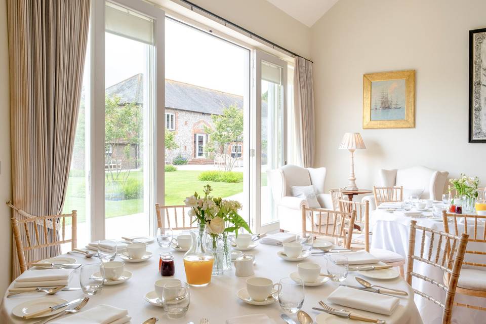 Farbridge || Breakfast Room