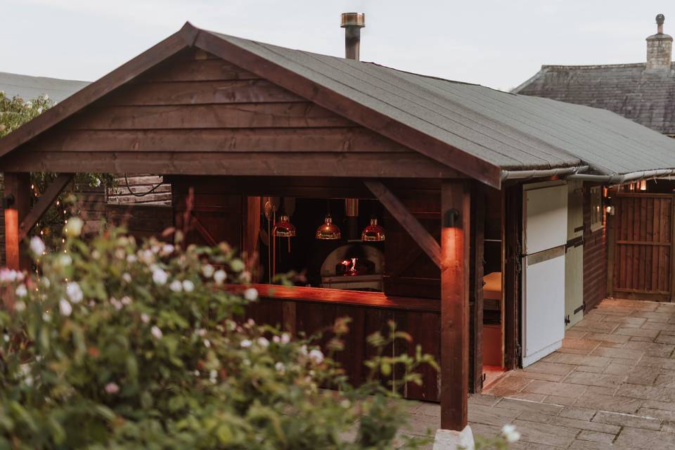 Outdoor kitchen