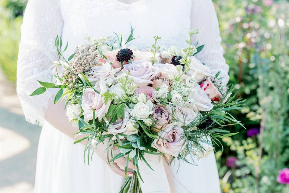 Summer bridal bouquet