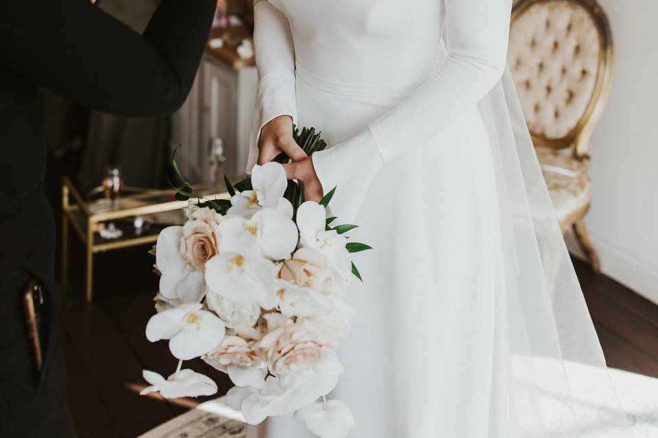 The finishing touches - Steph Newton Photography