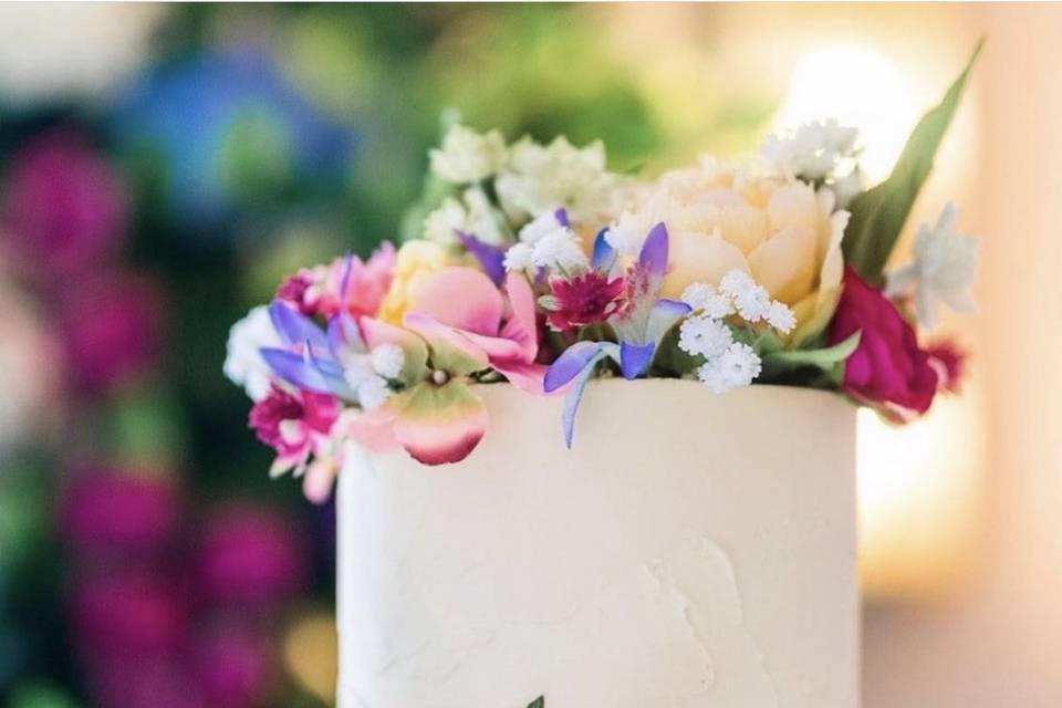 Floral cake design