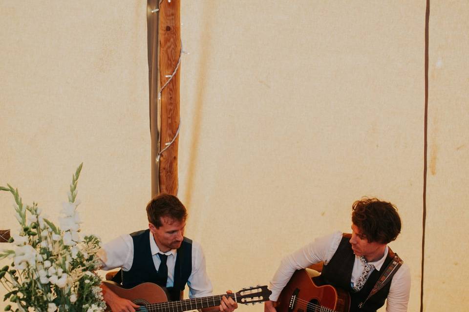 Aisle walk guitars