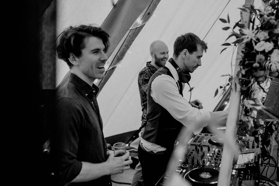 Wedding DJ set