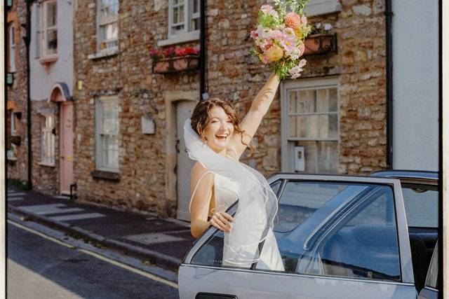 H on her way to the ceremony