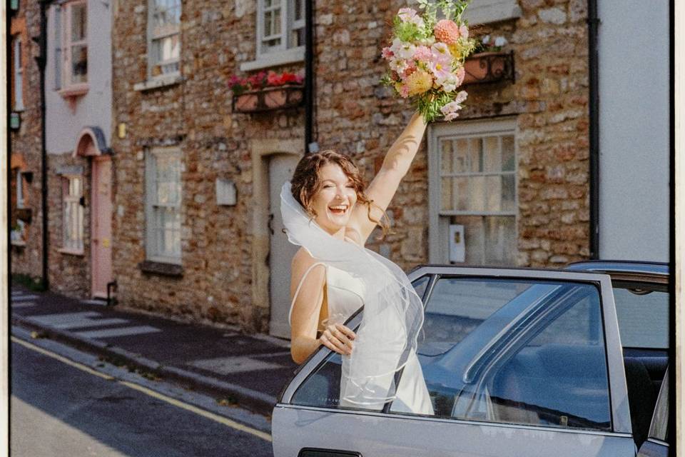 H on her way to the ceremony