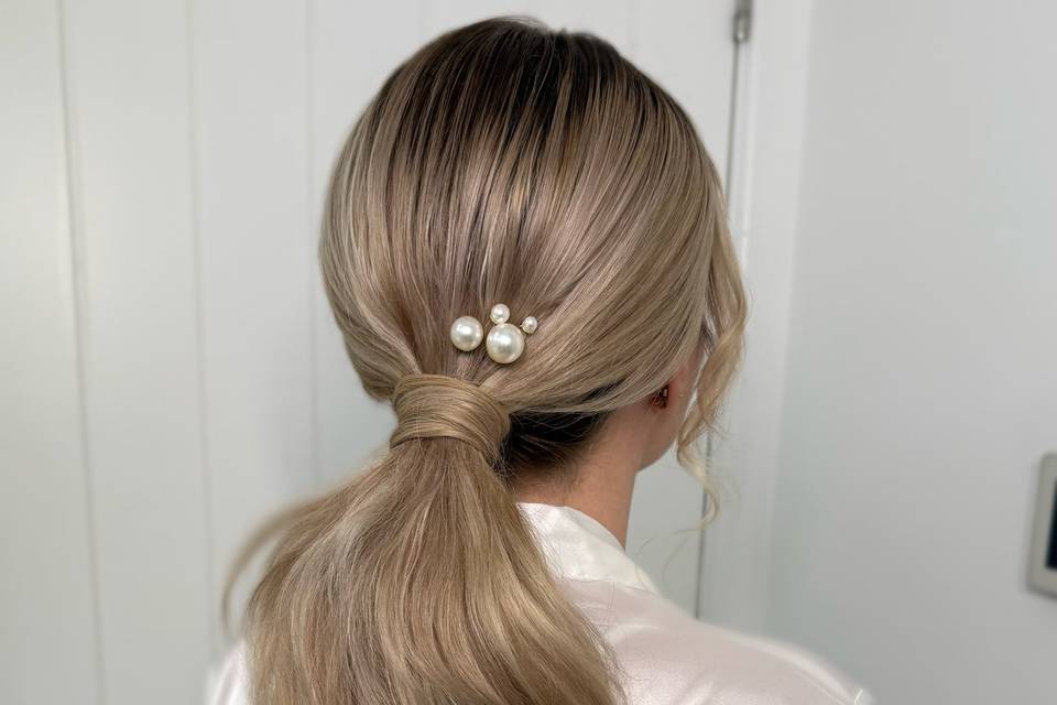 Bridal ponytail