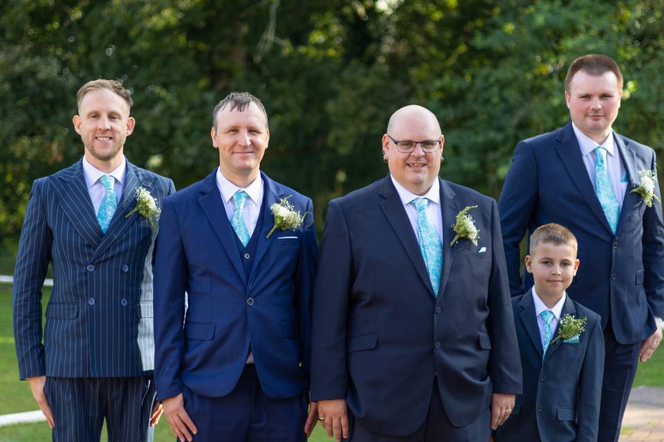 Grooms men