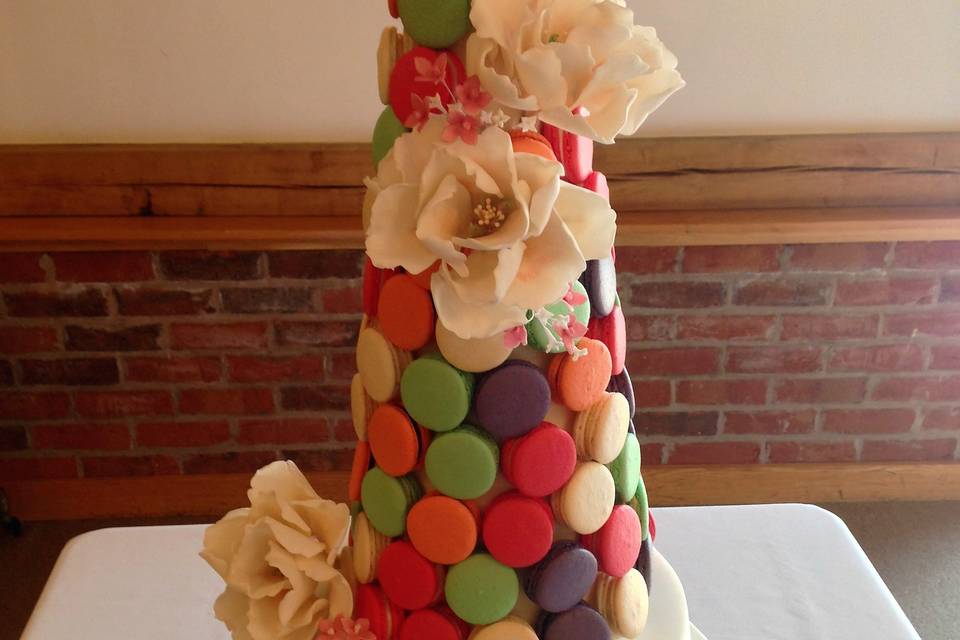 Macaroon tower cake