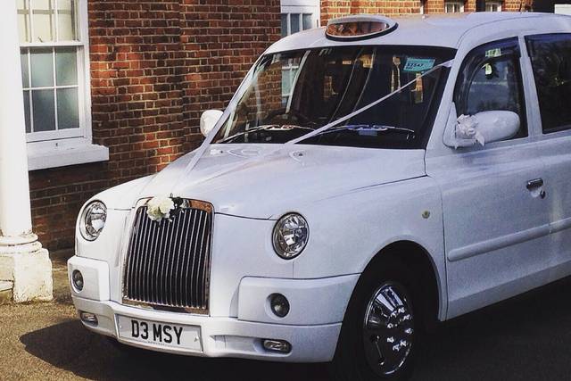 Traditional London Wedding Taxis