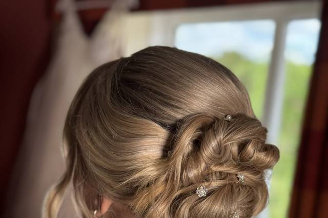 Gorgeous hairdo