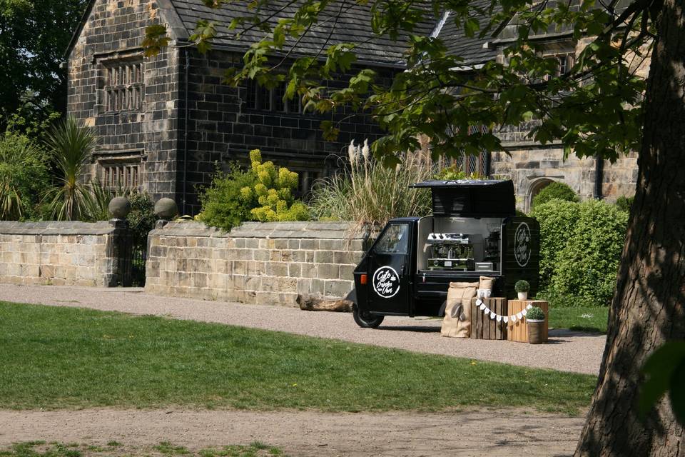 Cute Little Drinks Van - Coffee Bar