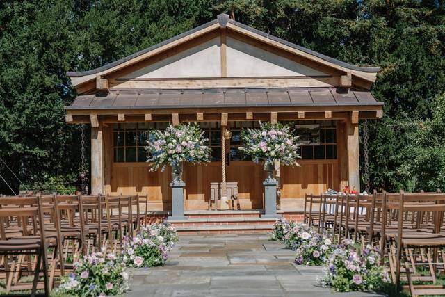 Ceremony arrangements
