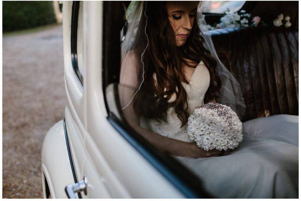 Paper flower & Brooch Bouquet