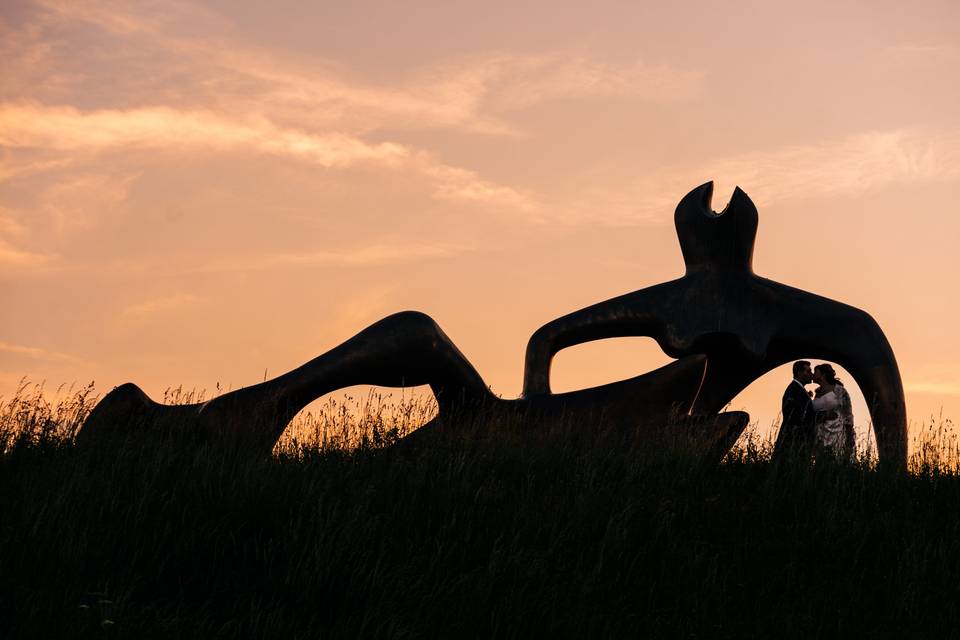 Henry Moore silhouette