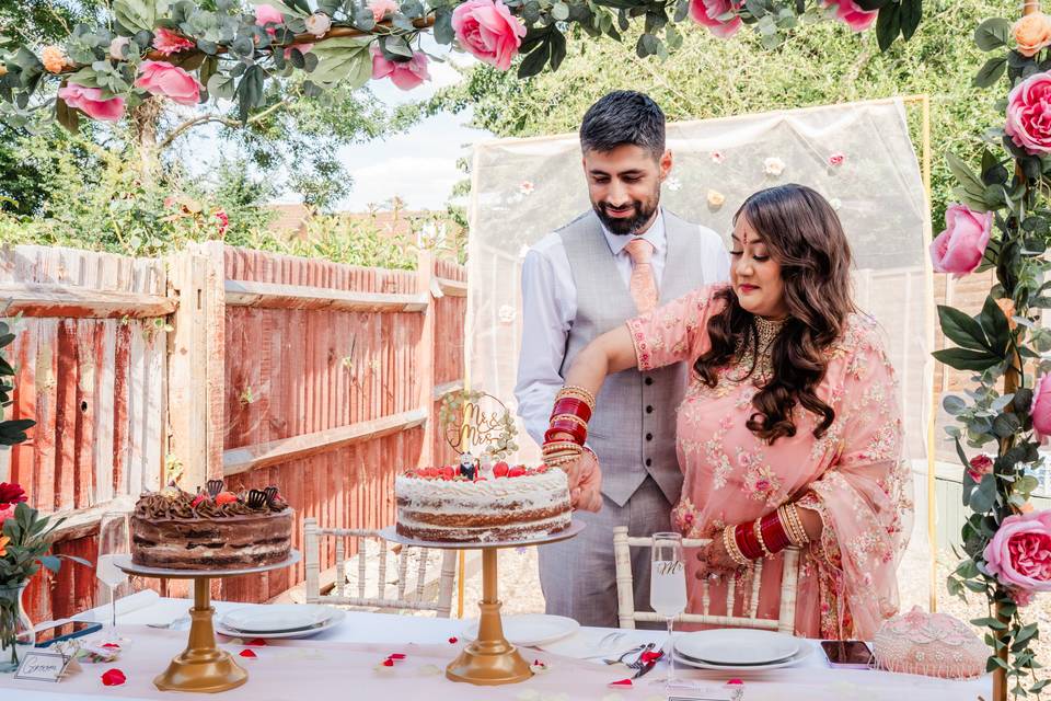 Cake cutting