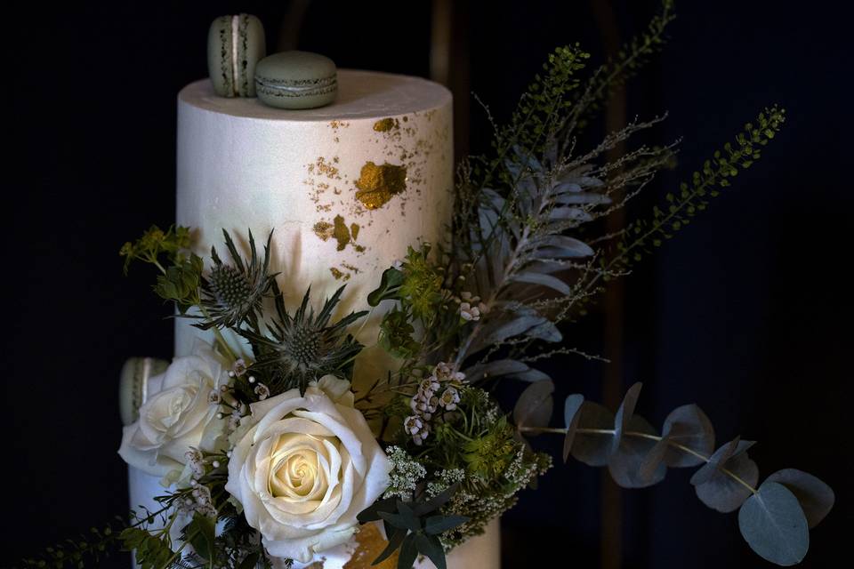 Botanical wedding cake