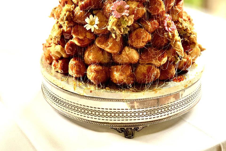 Croquembouche with Flowers