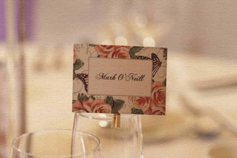 Roses place cards