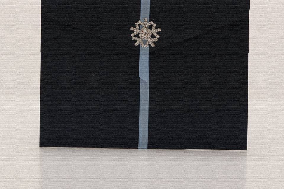 Embellished pocketfold